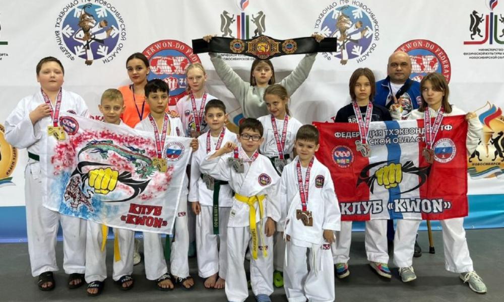 Омские тхэквондисты завоевали награды всероссийских соревнований