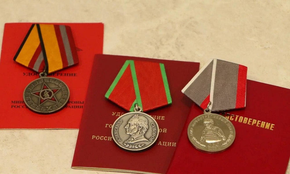 Виталий Хоценко посетил семью военнослужащего Анатолия Титаренко в Полтавском районе