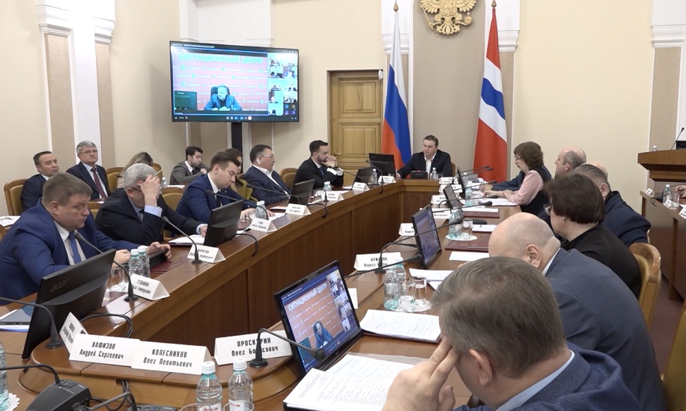 Губернатор Омской области поручил главам муниципалитетов оперативно реагировать на все сигналы о подтоплениях