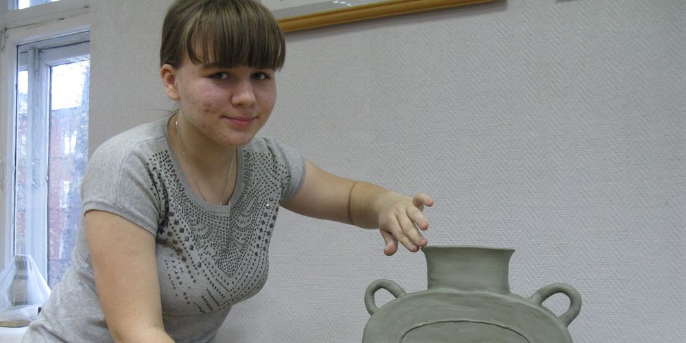 Керамистка из Омска взяла Гран-при в детском всероссийской конкурсе