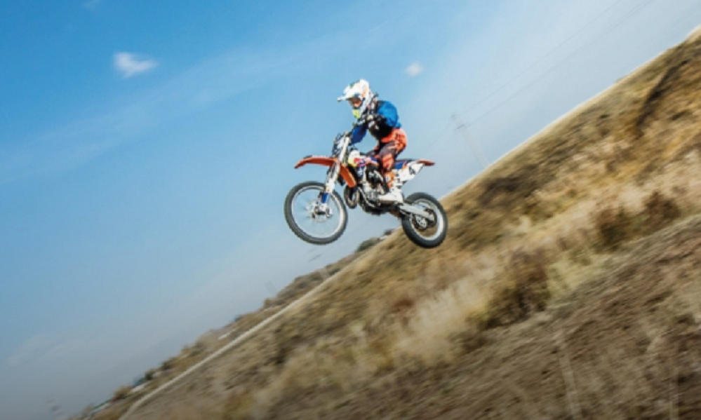 Первенство Омской области по мотокроссу продолжится 14 мая