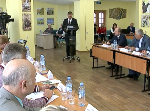 Александр Бурков призвал ведомства не "отсиживаться в окопах" в борьбе за чистый воздух