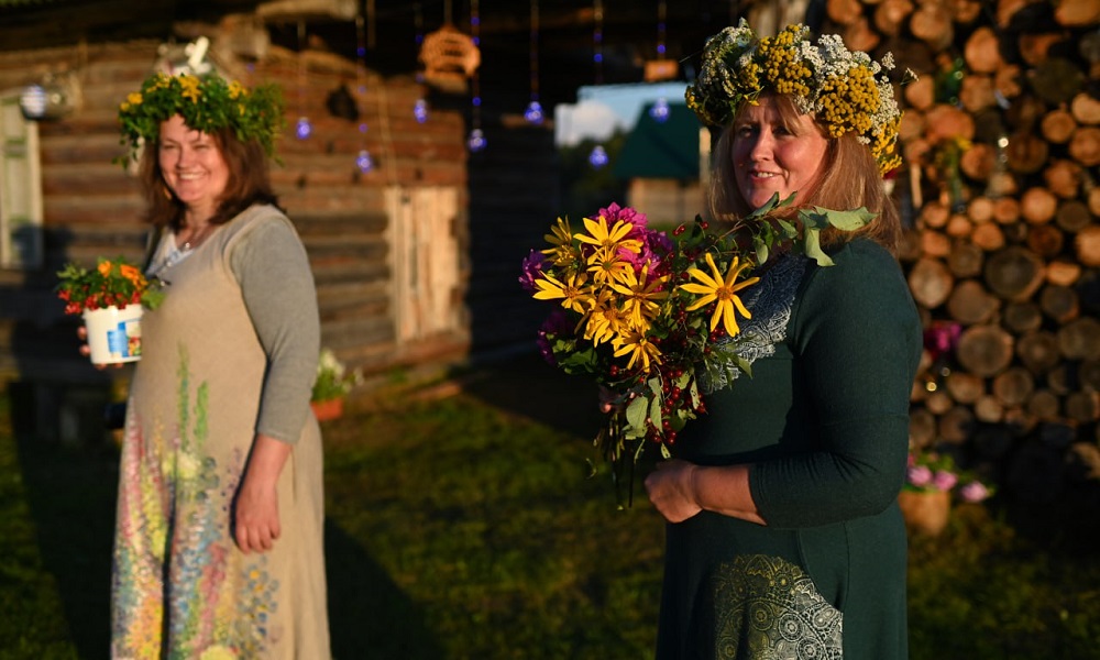 В Омской области прошёл бал цветов 