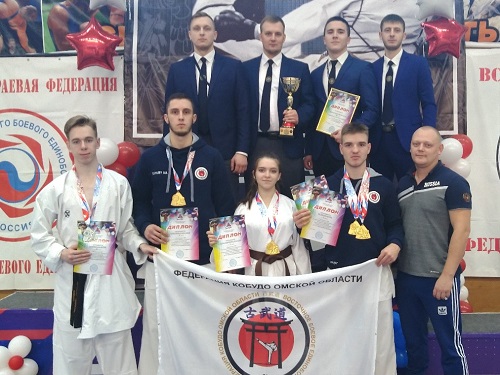 Юные омские бойцы завоевали все виды наград на чемпионате СФО