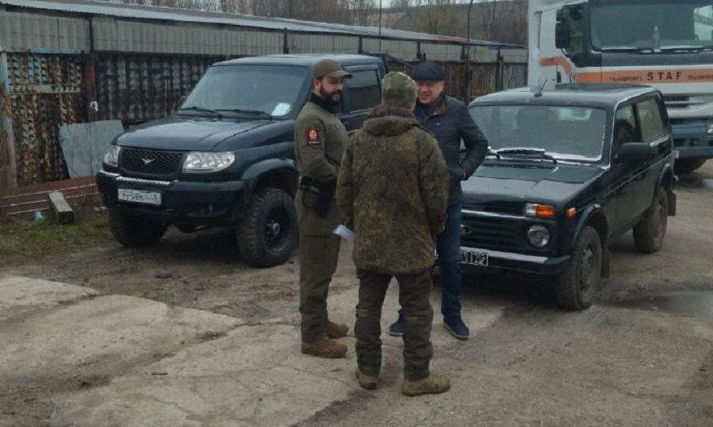 Мэр Омска Сергей Шелест передал военнослужащим УАЗ «Патриот»