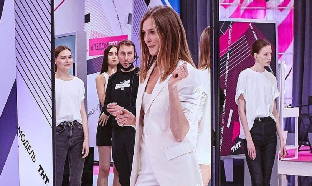 Топ-модель из Омска провела мастер-класс для участниц нового проекта федерального канала 