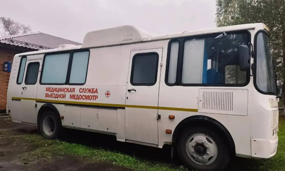 В Большеуковском районе мобильная медицинская бригада с начала года осмотрела больше 900 человек
