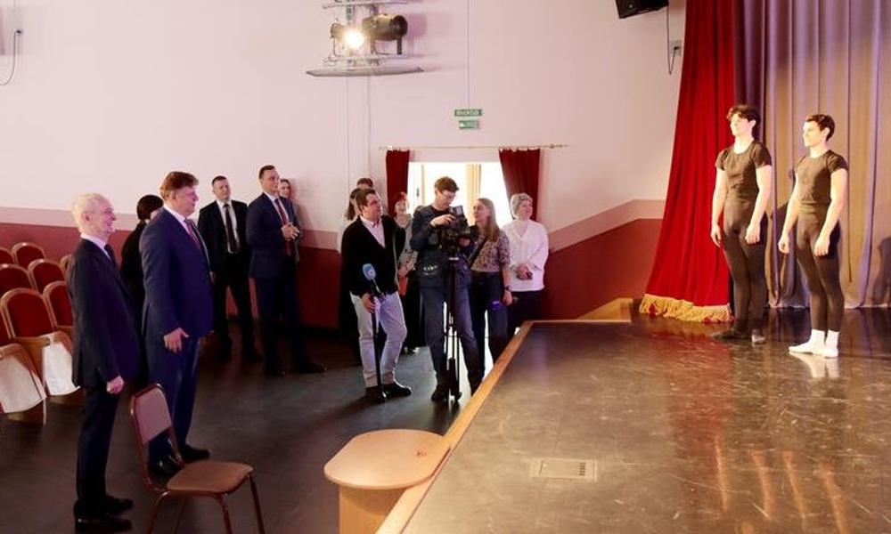 Полпред президента в СФО назвал Новосибирское хореографическое училище школой мирового уровня
