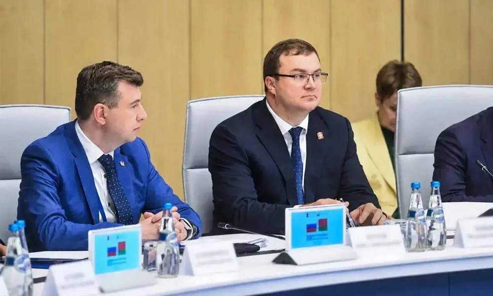 Виталий Хоценко представил Омскую область на форуме регионов России и Беларуси