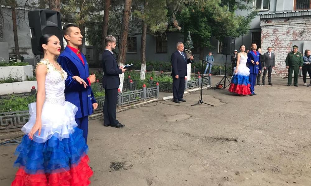 В Омске на срочную службу торжественно отправили 17 призывников из Центрального округа 