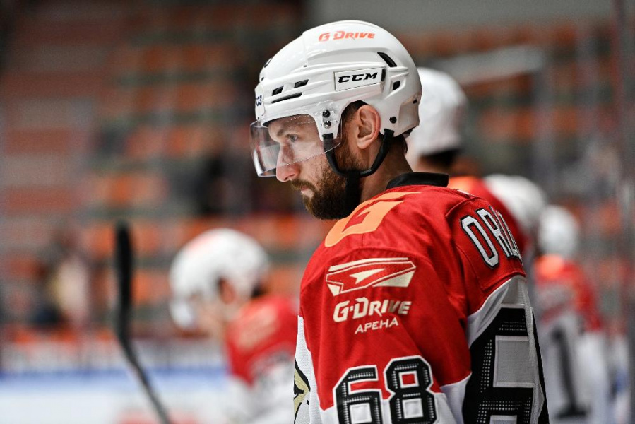  «Авангарду» не удаётся взять реванш у «Амура» 