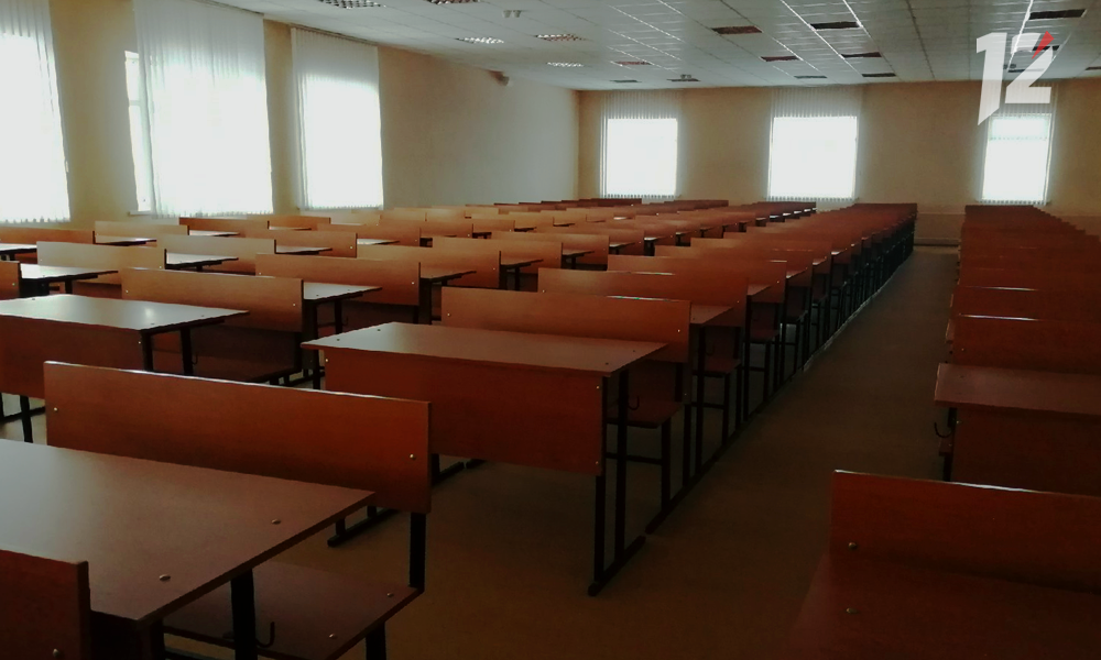 В омские университеты подали заявления больше 55 тысяч абитуриентов