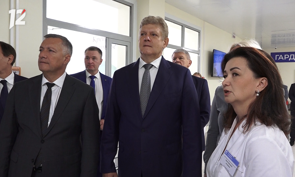 Полпред президента в СФО Анатолий Серышев оценил новую поликлинику в Иркутске