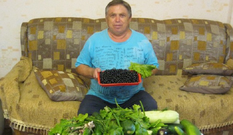 В Омске вслед за сыном скончался от коронавируса активист организации "Планета друзей"