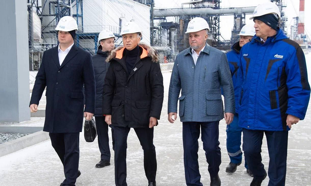 Сергей Цивилев, Виталий Хоценко и Александр Дюков оценили ход модернизации Омского НПЗ «Газпром нефти»