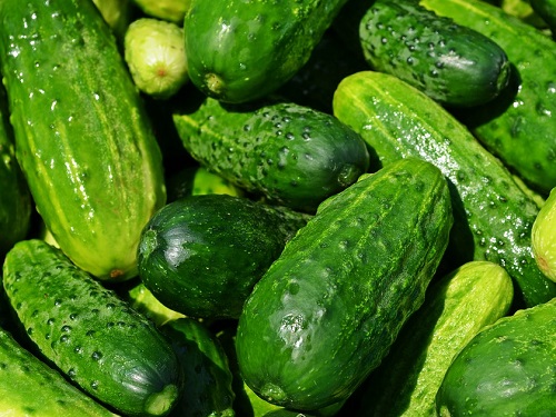 Омича лишили свободы за кражу огурцов