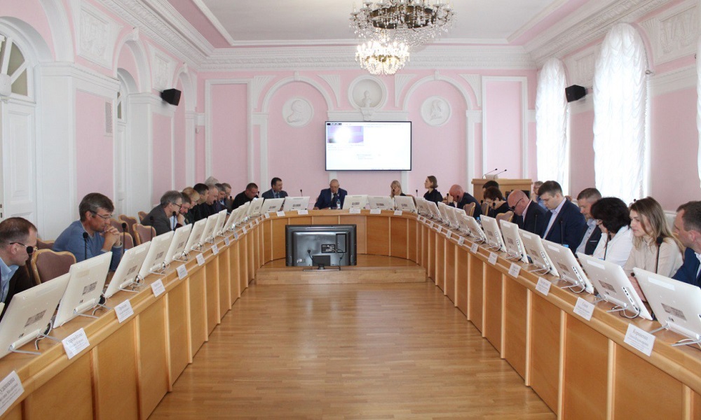 Депутаты Омского горсовета предложили создать программу строительства тротуаров