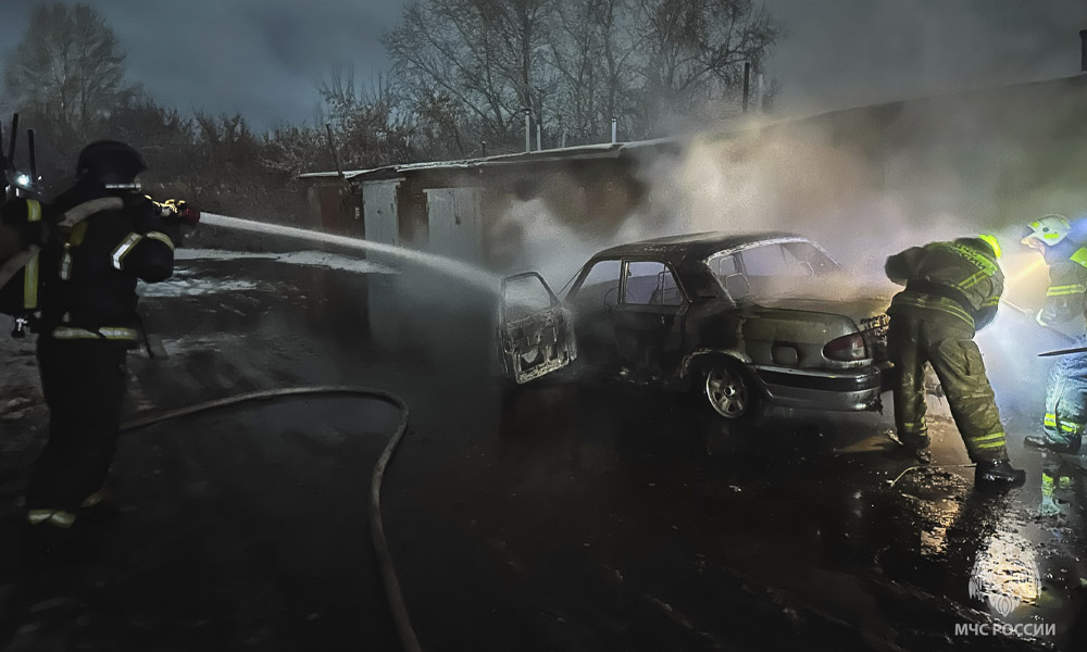 В Омске за один день загорелись два автомобиля