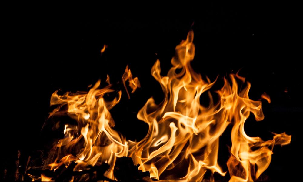 В Омской области за майские праздники произошло 64 пожара