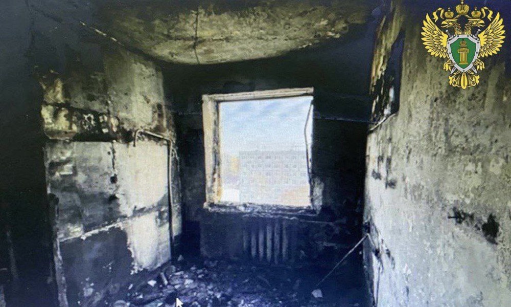 В Омске будут судить слесаря, по вине которого произошёл пожар в многоквартирном доме