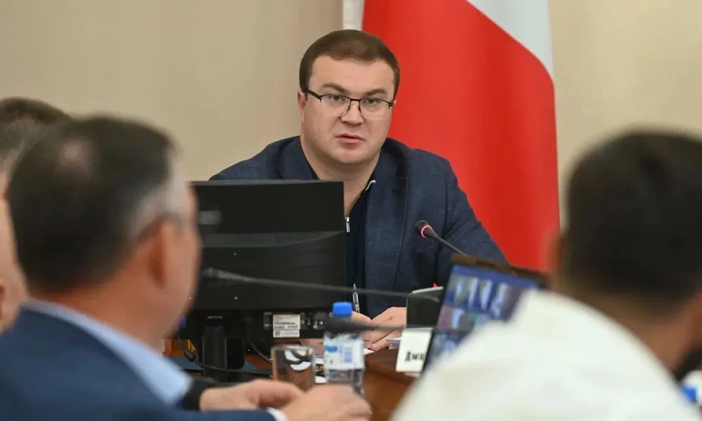 Виталий Хоценко поручил обеспечить безопасность на избирательных участках в дни голосования