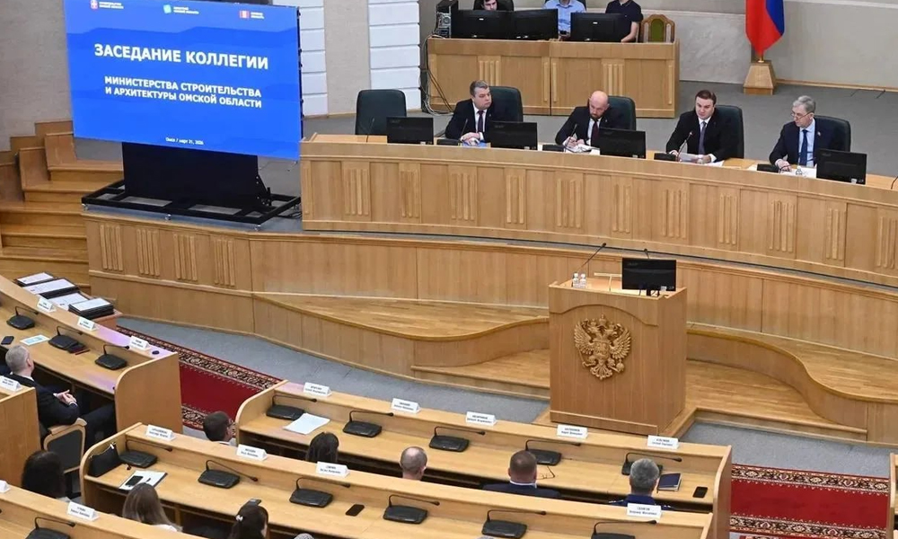 Виталий Хоценко отметил достижения строительной отрасли Омской области