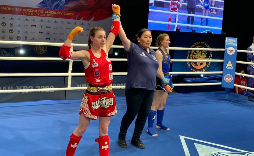 Омичка Белла Дурандина стала чемпионкой России по тайскому боксу  
