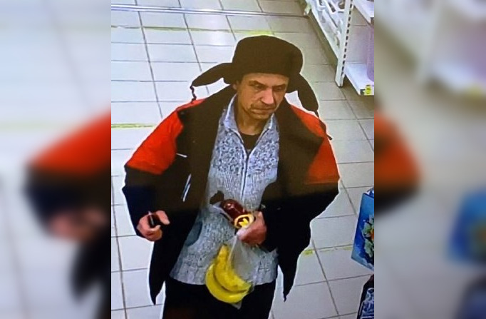 Полицейские ищут омича, которые похитил деньги с банковской карты студентки