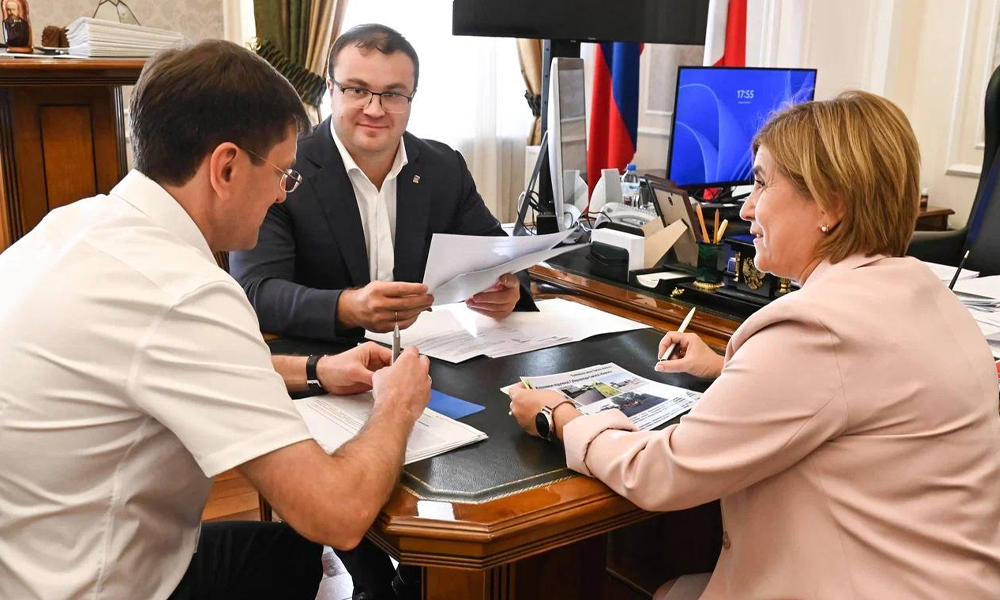 Виталий Хоценко встретился с главами Тарского и Полтавского районов