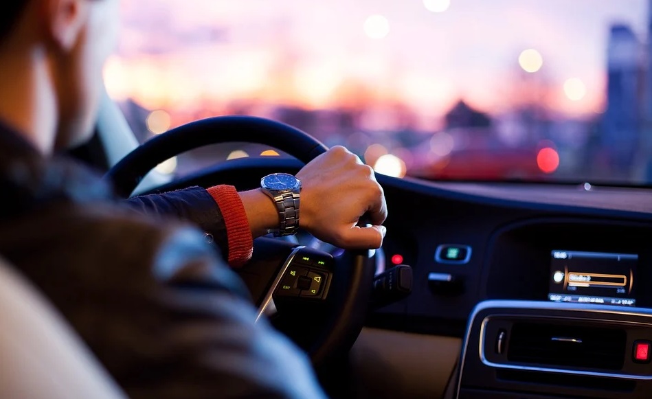 Введение нового порядка техосмотра автомобилей в РФ передвинули на осень