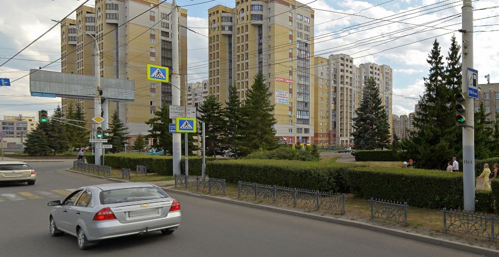 В Омске на перекрестке улиц Красный Путь и 7-й Северной сделали разворот