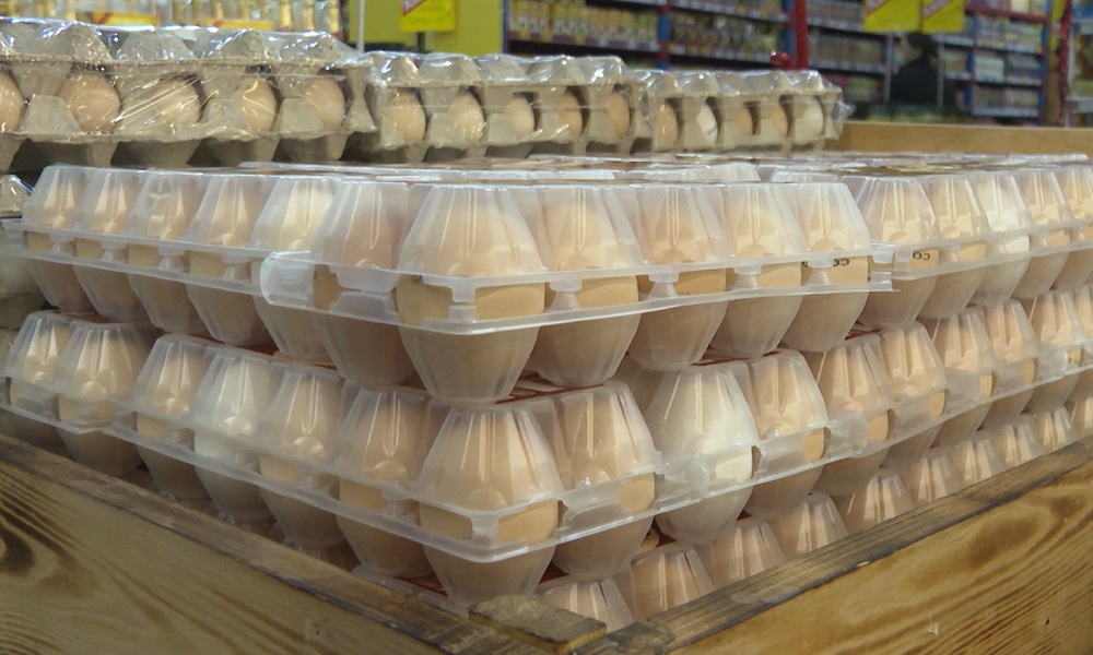 Перед Пасхой сотрудники антимонопольной службы будут проверять в магазинах цены на яйца и сладости