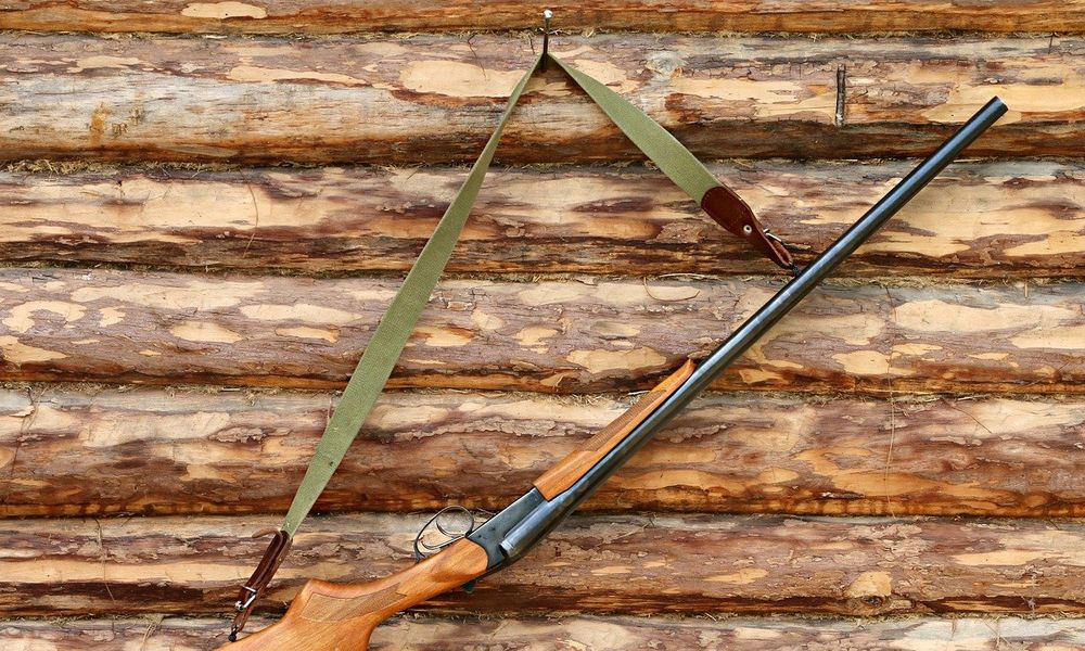 Омичу пришлось выплачивать штраф за незаконное предпринимательство, чтобы сохранить ружьё 