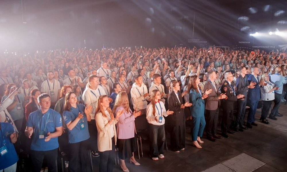 Делегация Омской области участвует в форуме «Новая философия воспитания» в Новосибирске