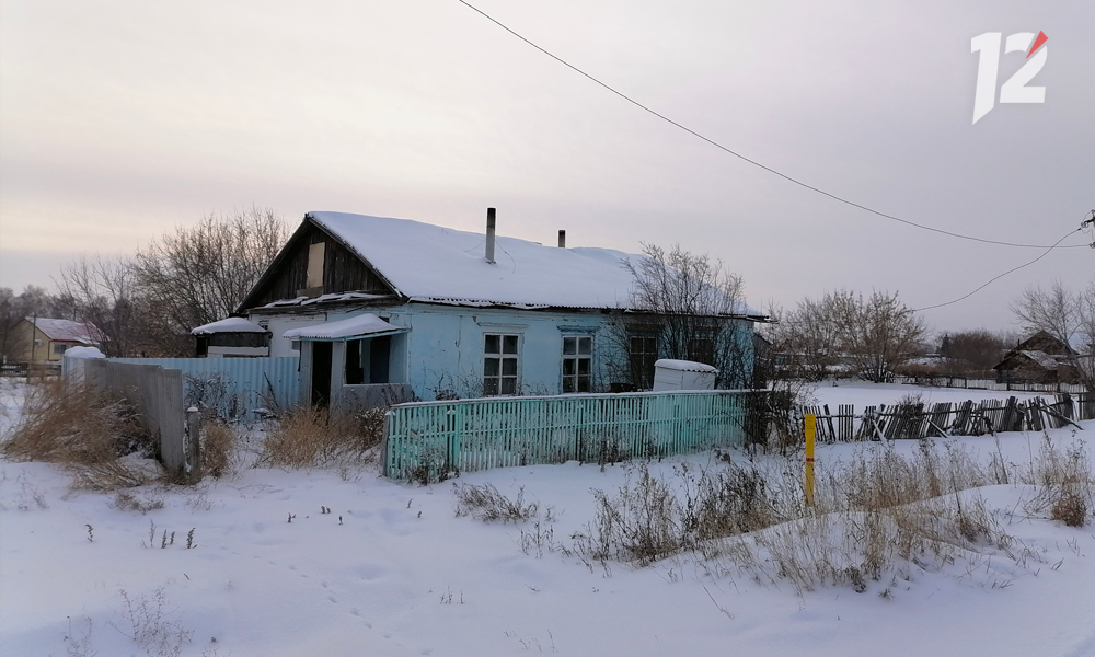 Омские семьи получили до 25 тысяч рублей на ремонт печного оборудования и электропроводки