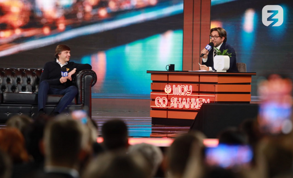 Кравцов рассказал о новом учебнике обществознания и о том, изменится ли срок обучения в школе