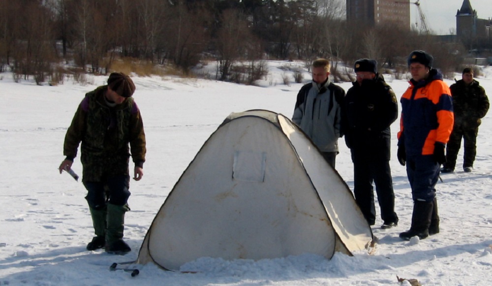 В Омске из-за потепления опять стало опасно ходить по льду водоёмов