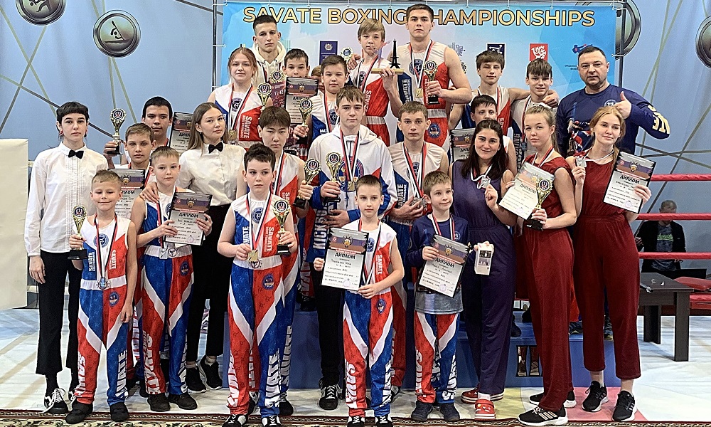 Омичи завоевали 24 золотые медали на чемпионате Сибири и Урала по савату 