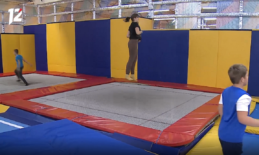 В Омске продают оборудование для батутного центра за 3,9 млн рублей
