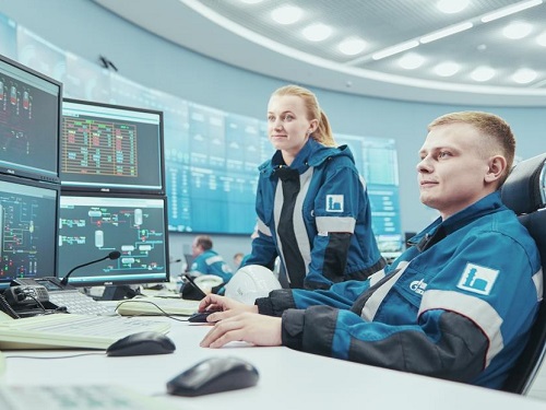 В Омске появится первый в отрасли Центр управления нефтепереработкой