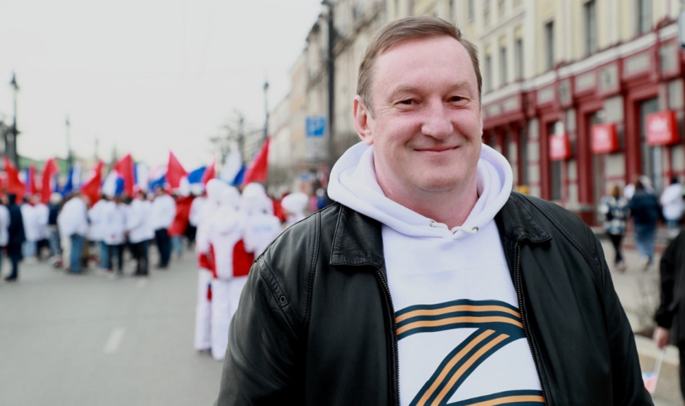 Министр по делам молодёжи Дмитрий Крикорьянц проверил пожарную безопасность лагеря «Берёзовая роща»