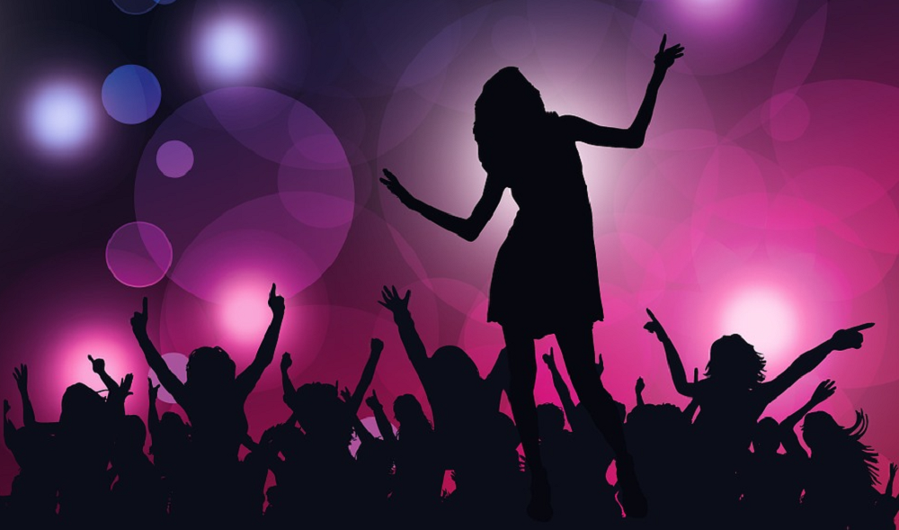 В Омске закрыли ночной клуб, который находился в здании КДЦ «Кристалл»