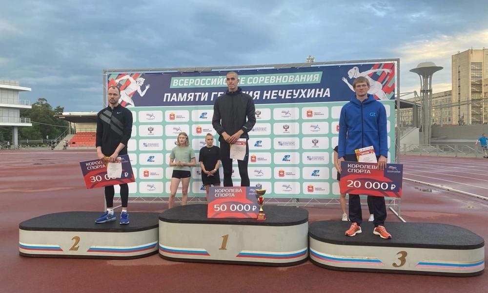 Омич завоевал золото на всероссийских соревнованиях по лёгкой атлетике