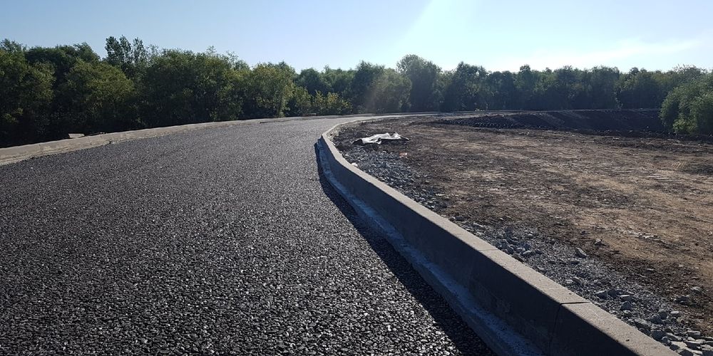 Дорогу-дублёр в Омске откроют в срок