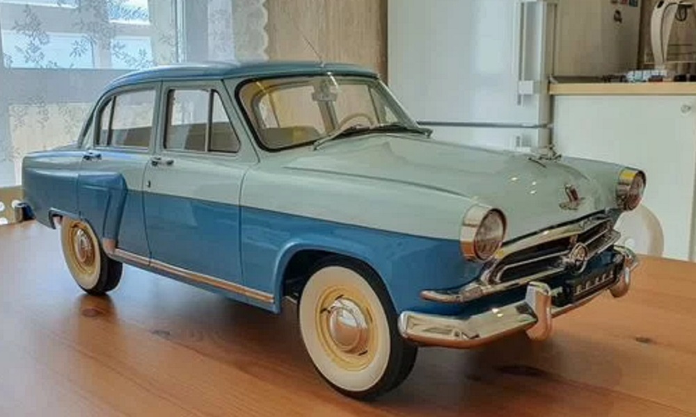 В Омске продают сувенирную «Волгу» за 70 тысяч рублей