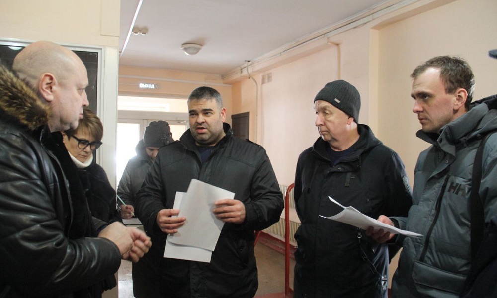 Мэр Омска Сергей Шелест провёл встречу с представителями компании, реконструирующей троллейбусное депо