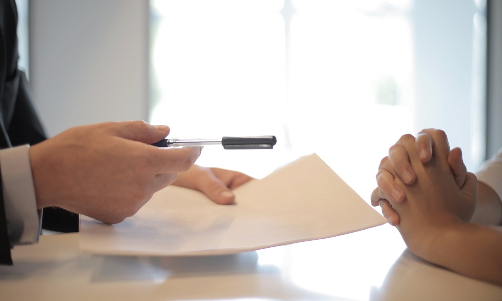 Чаще всего в 2021 году омичи обращались в Банк России с жалобами на услуги банков