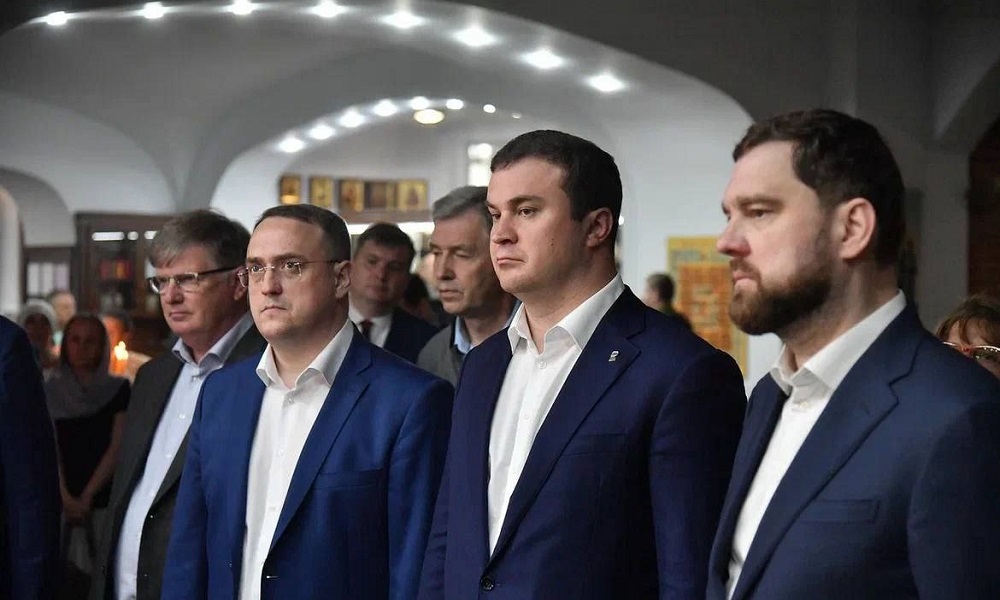 Виталий Хоценко преклонился к мощам Георгия Победоносца