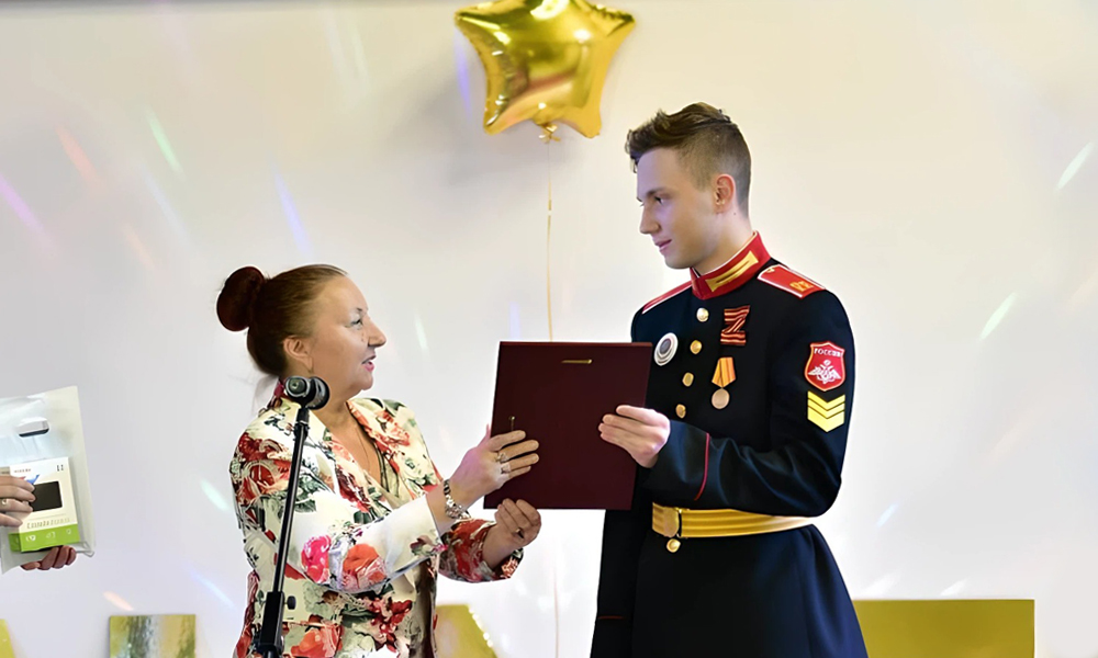 Приз зрительских симпатий фестиваля «Маленькое кино «Фильмёнок» получил омский кадет Дмитрий Шадрин