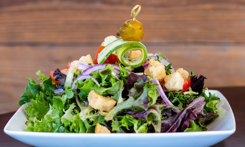 Статистики рассказали, сколько омичам придётся заплатить за продукты для новогодних салатов